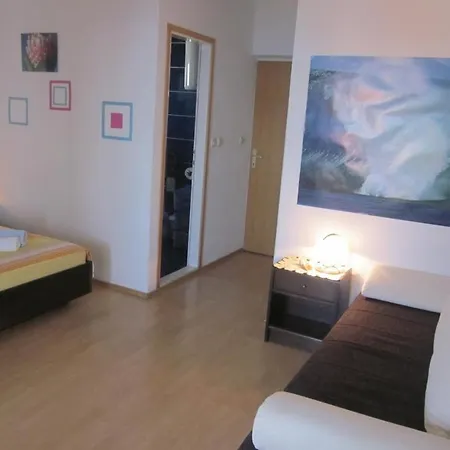Apartament In With Sea View, Terrace, Air Conditioning, W-lan