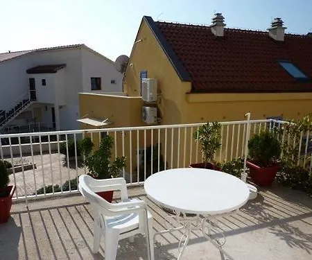 Apartament In With Sea View, Terrace, Air Conditioning, W-lan Hvar Town