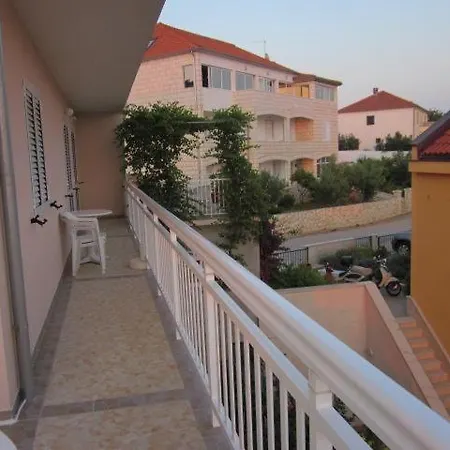 Apartament In With Sea View, Terrace, Air Conditioning, W-lan Hvar Town
